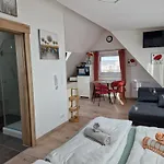 Elisabeth 3 *
